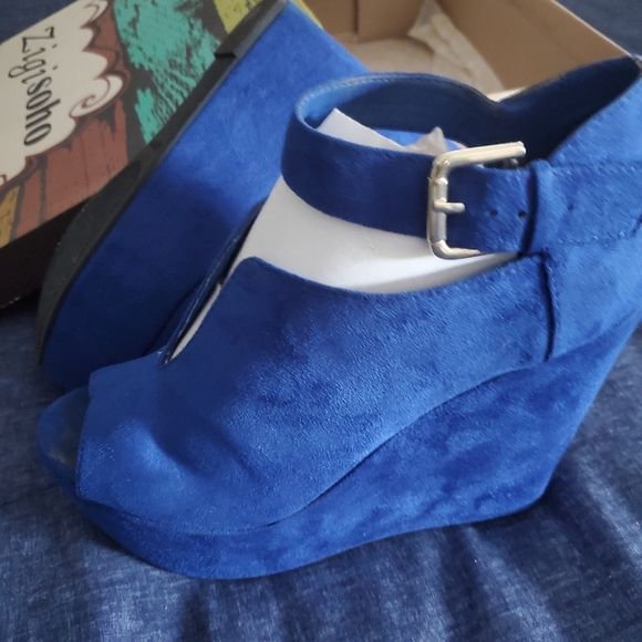 Preloved worn twice - Picture 5 of 10